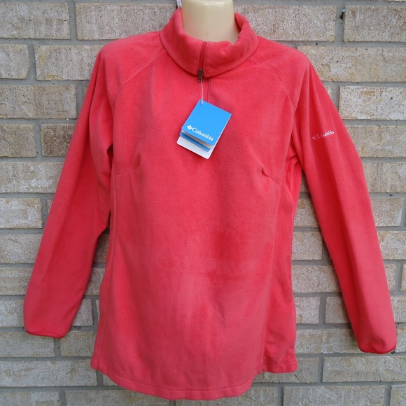 Columbia Tops - NWT. SIZE L. COLUMBIA Women’s 1/4-zip Soft Fleece Pullover.